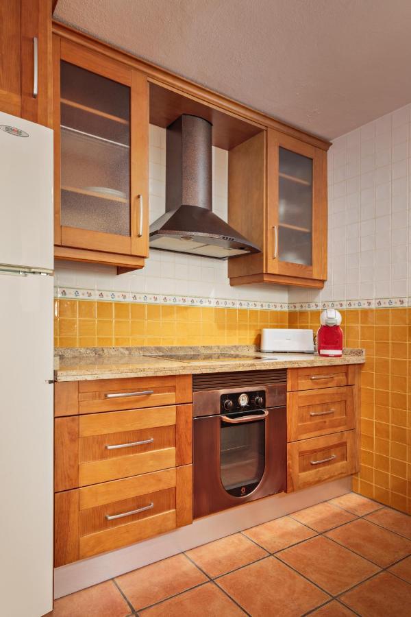Sunny Beach Apartment เอสเตโปนา ภายนอก รูปภาพ