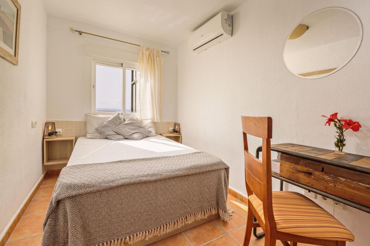 Sunny Beach Apartment เอสเตโปนา ภายนอก รูปภาพ